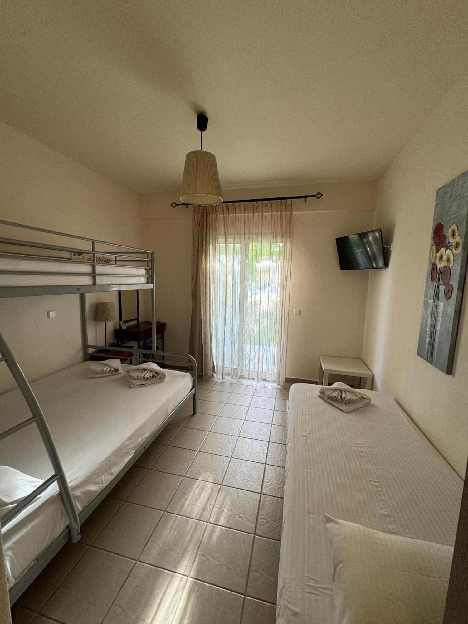 Dafnes Rooms Fourka Extérieur photo