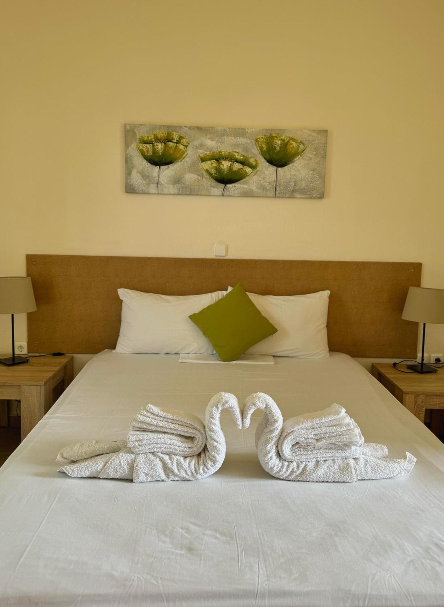 Dafnes Rooms Fourka Extérieur photo